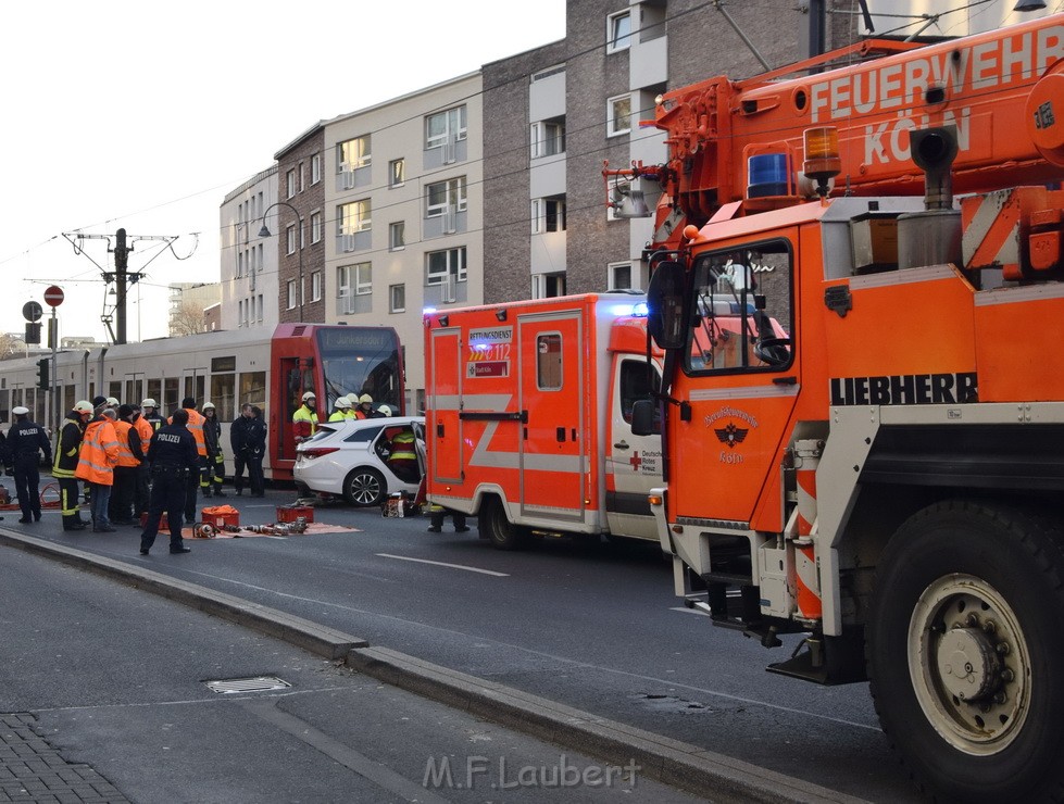 VU PKW Strab Koeln Mitte Pipinenstr Hohestr P017.JPG - Miklos Laubert